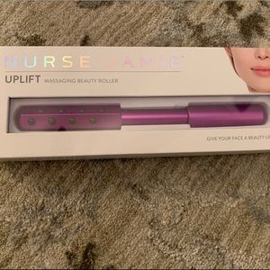 Nurse Jamie UPLIFT Massaging Beauty Roller